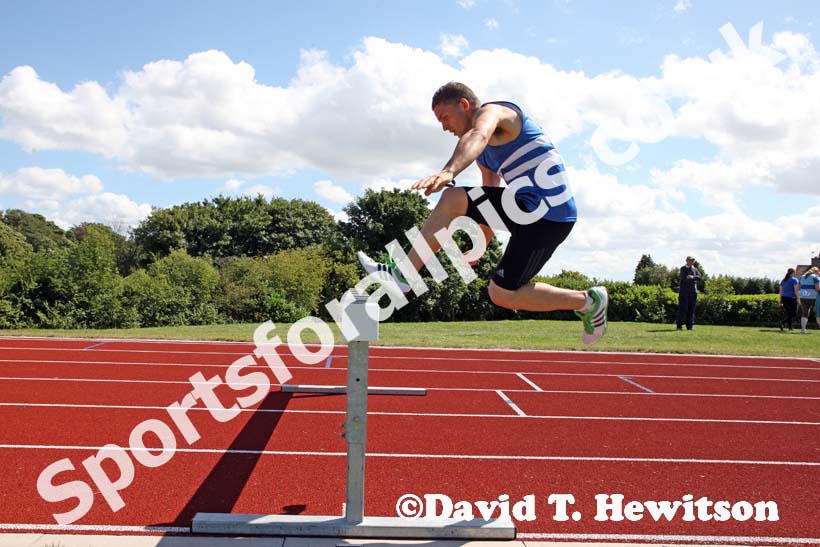 3000 metres steeplechase, North of England Division 2E, Morpeth.